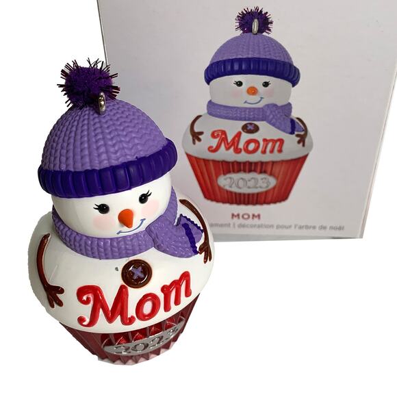 Hallmark Keepsake Christmas Ornament "Mom 2023" Cupcake Snow Mom Collectible NIB - Picture 6 of 7